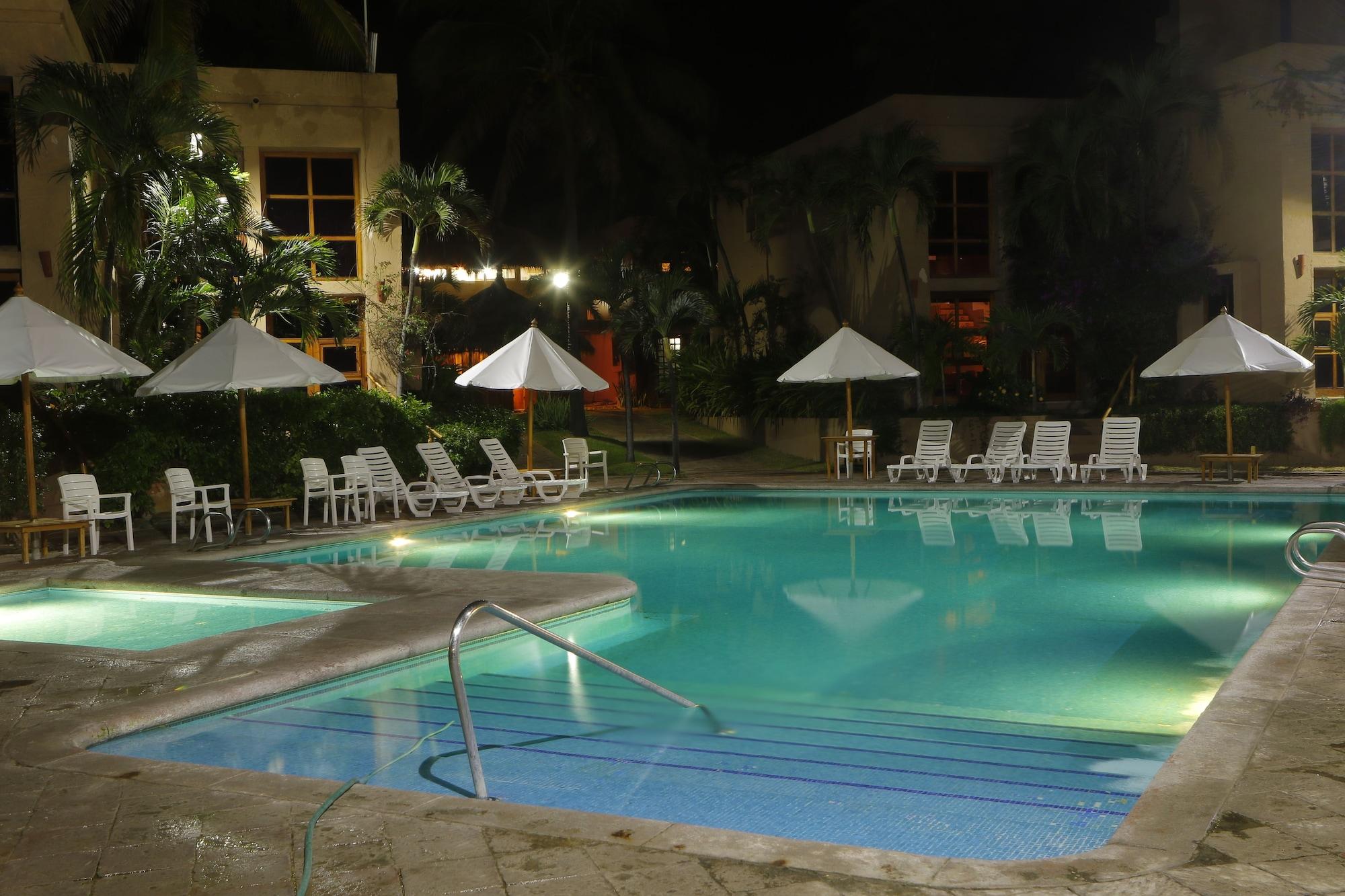 Villas El Rancho Green Resort 마사틀란 외부 사진
